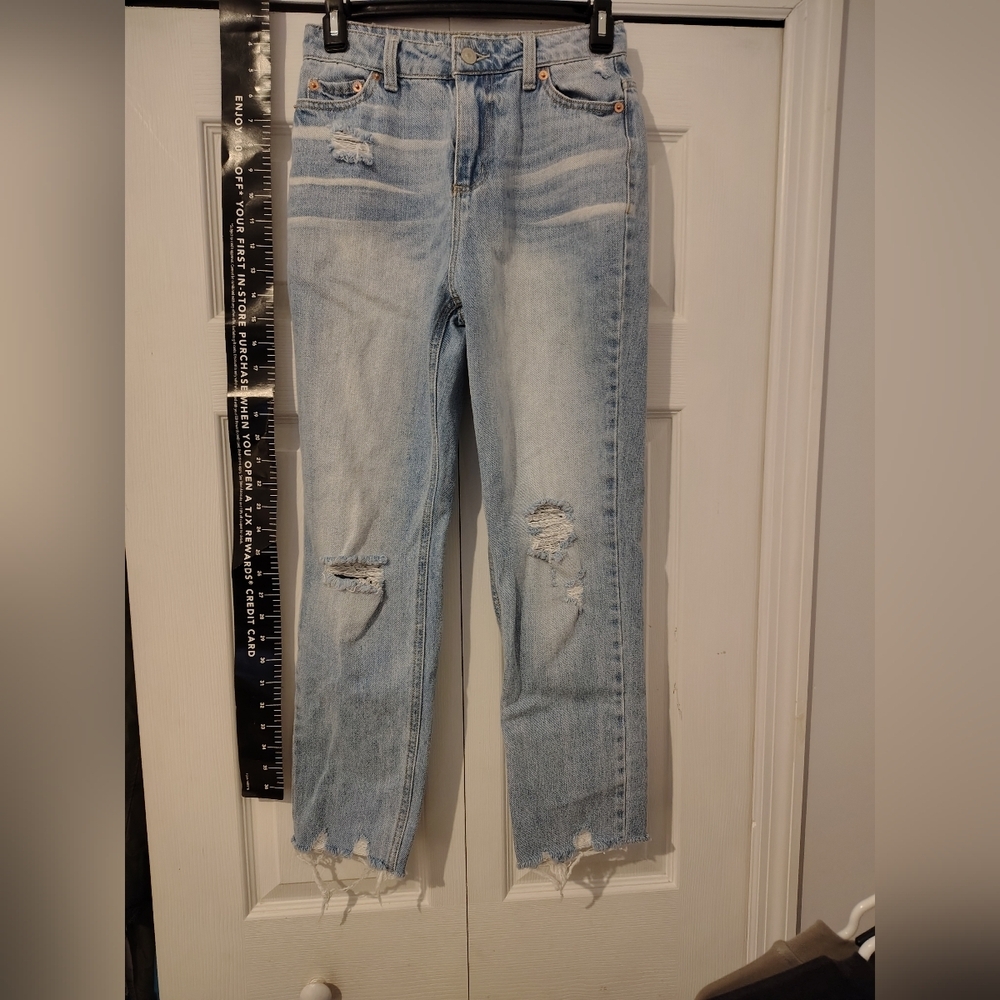 Frame Denim Light Blue Distressed Cropped Jeans